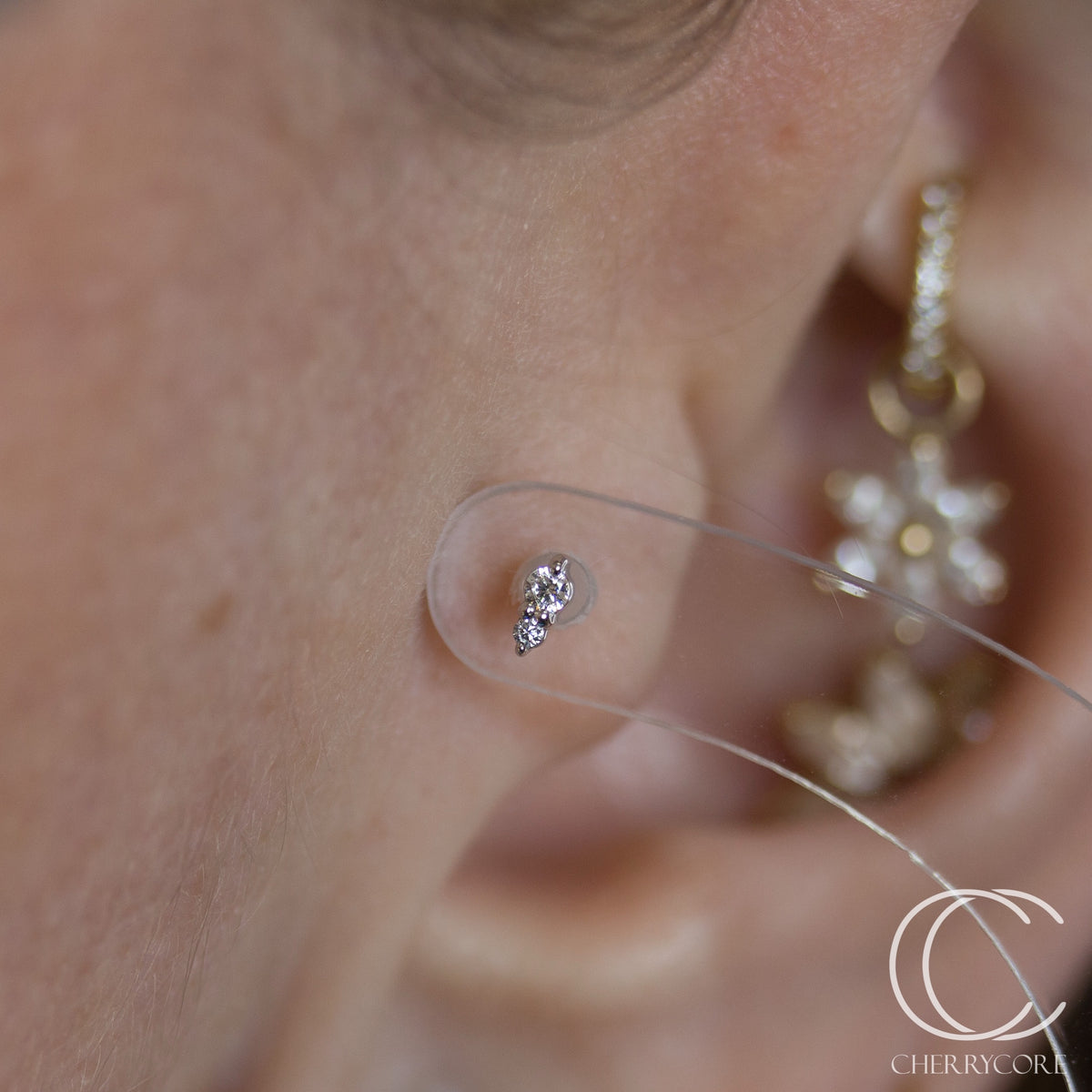 14k White Gold- Tapered Prong Duo-Threadless Attachment