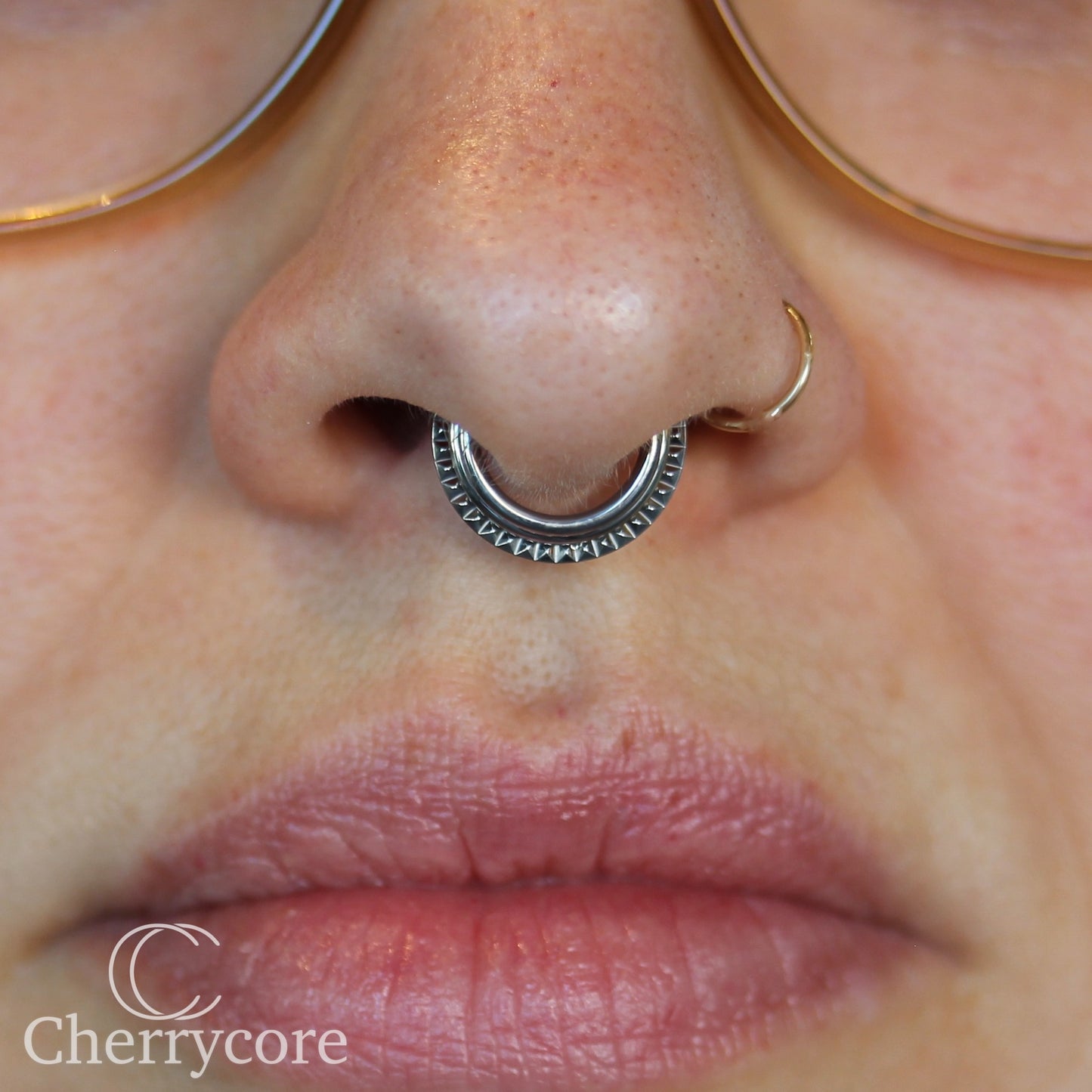 Titanium Stacked Pyramid Hinge Ring