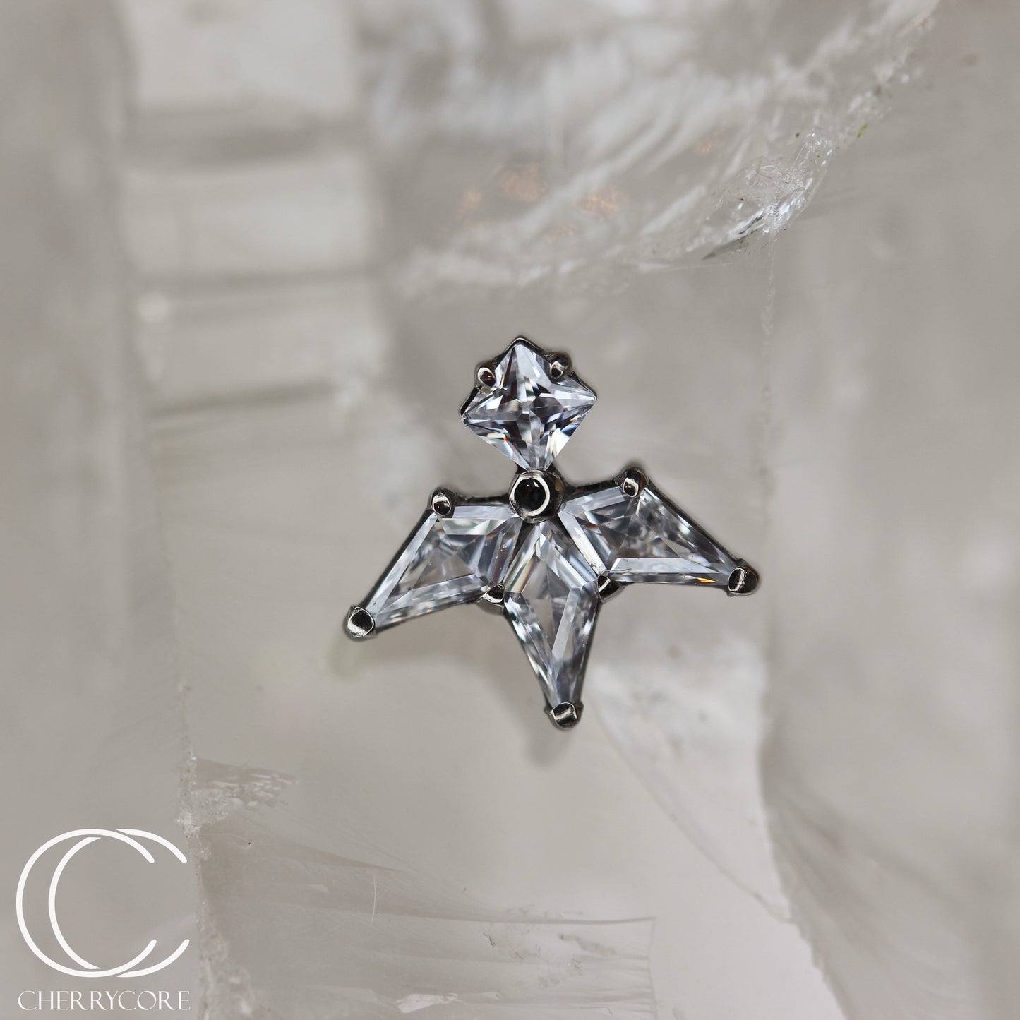 Lyra - CZ- Titanium Threaded attachment