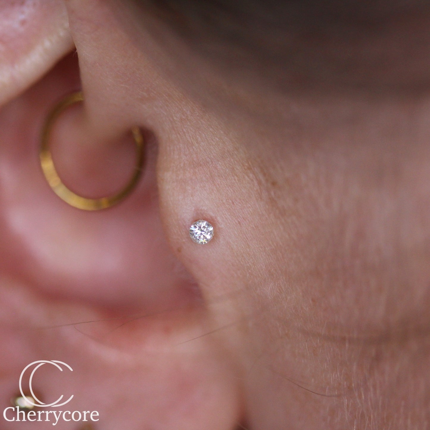 Invisible Set Diamond Threaded Stud