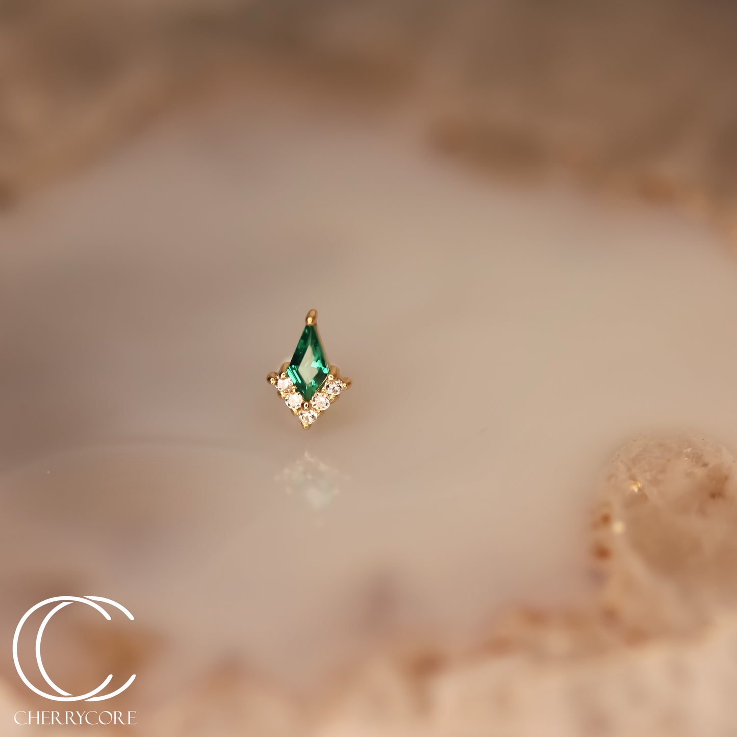 14k- Aurora Point- Emerald CZ -Threadless attachment