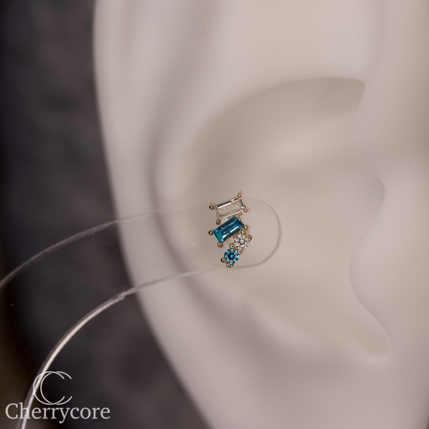14k- Isaria - Aqua CZ -Threadless attachment