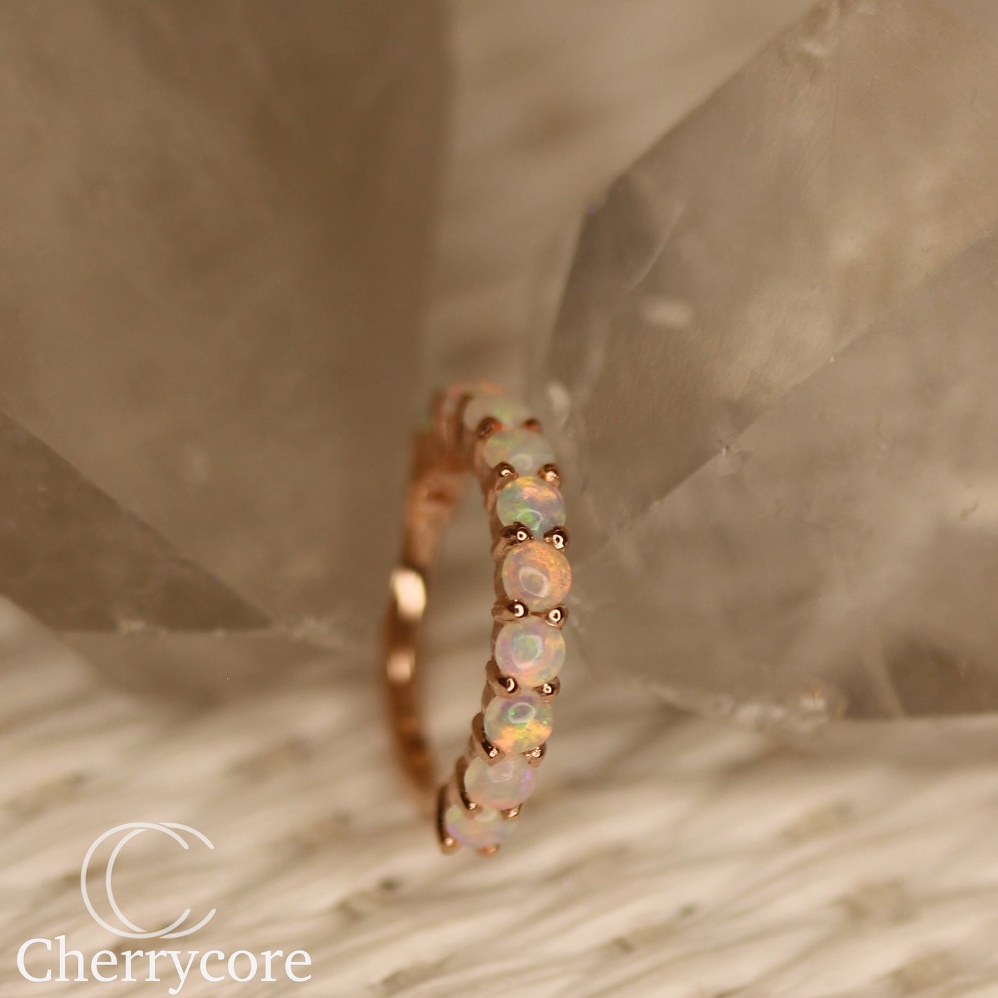 Lillia - Genuine Opal - Clicker