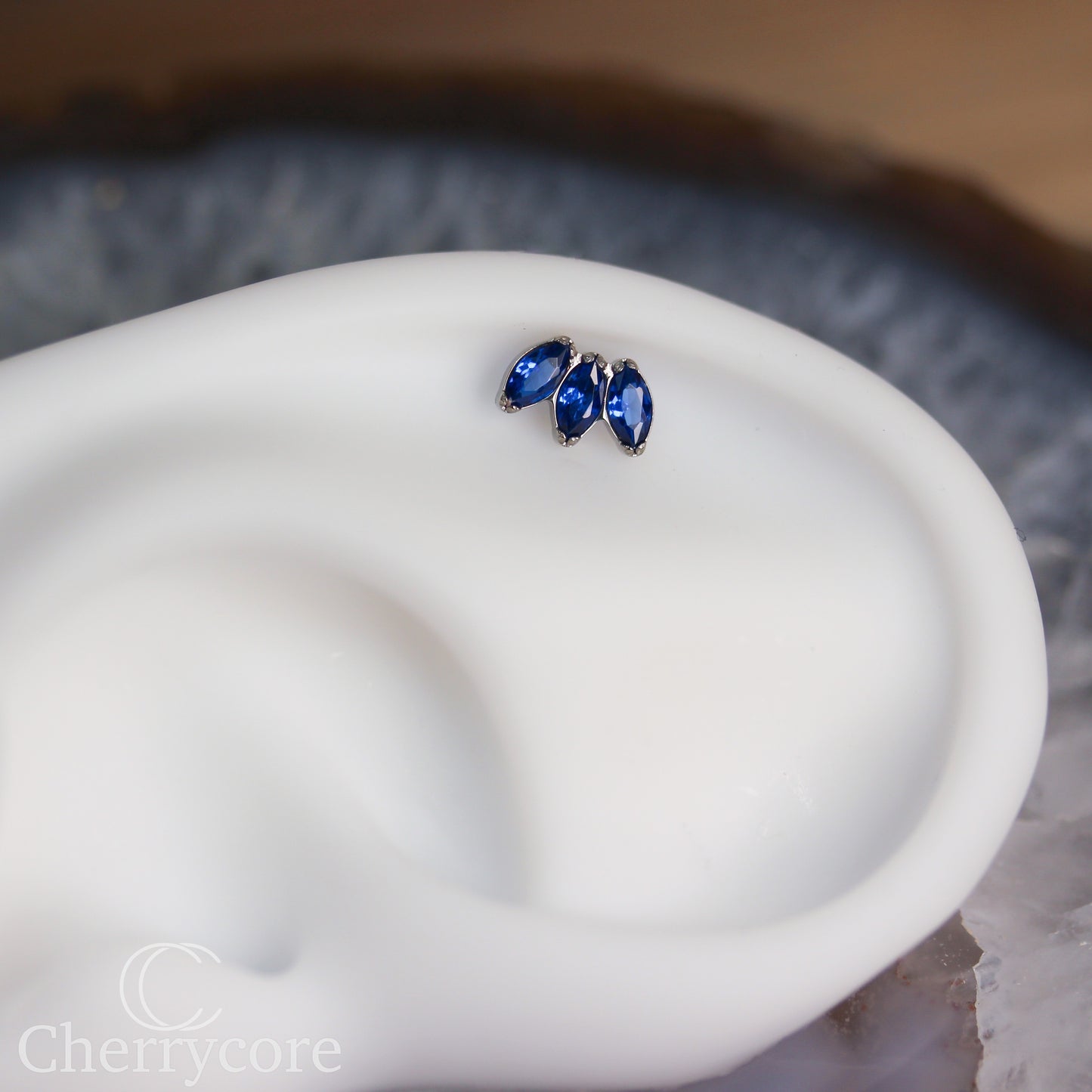 Mini Marquise Fan Sapphire CZ - Titanium Threaded Attachment