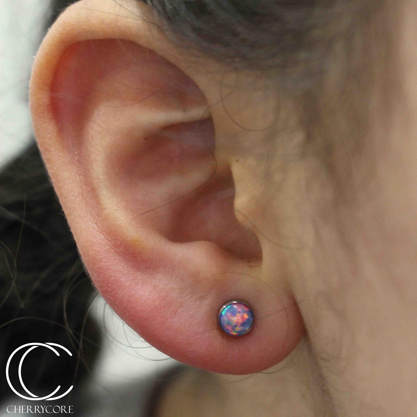 Titanium Opal Threadless Attachment