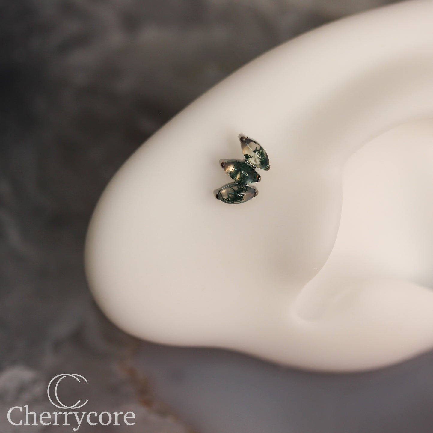 Mini Marquise Fan -Moss Agate - Titanium Threaded Attachment