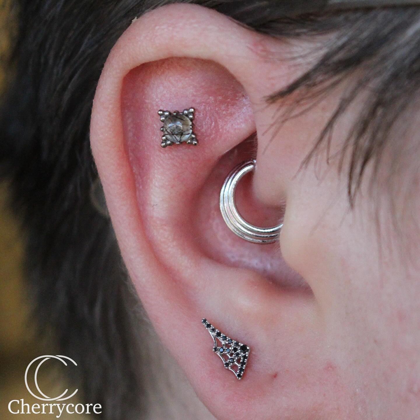 Hiranya Hoop Earring