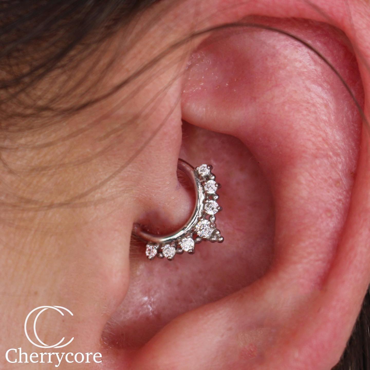 Lala Hinge Ring
