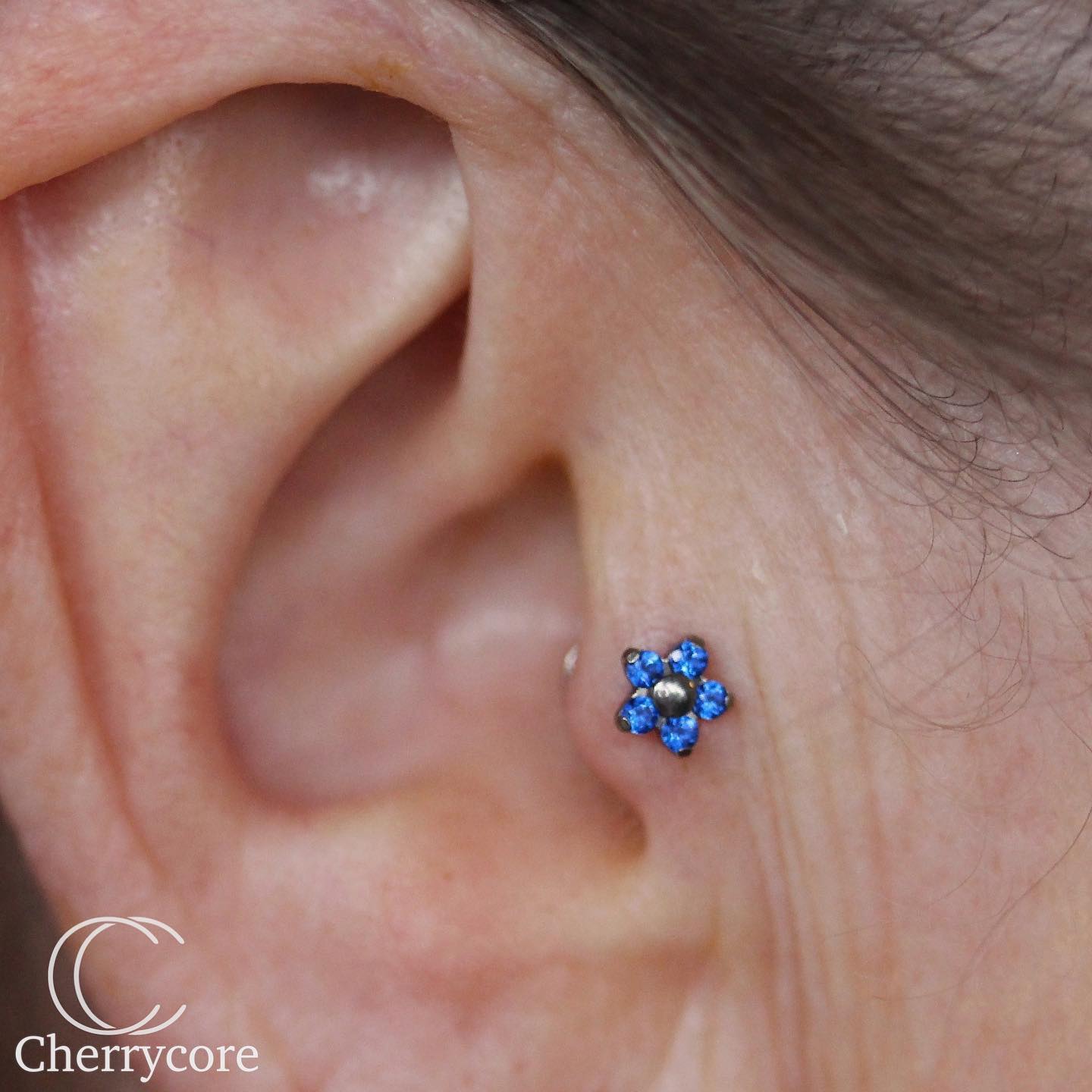 Titanium Flower Threadless Attachment