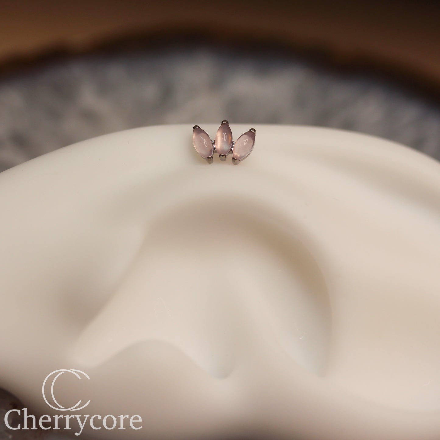 Mini Marquise Fan -Rose Quartz - Titanium Threaded Attachment