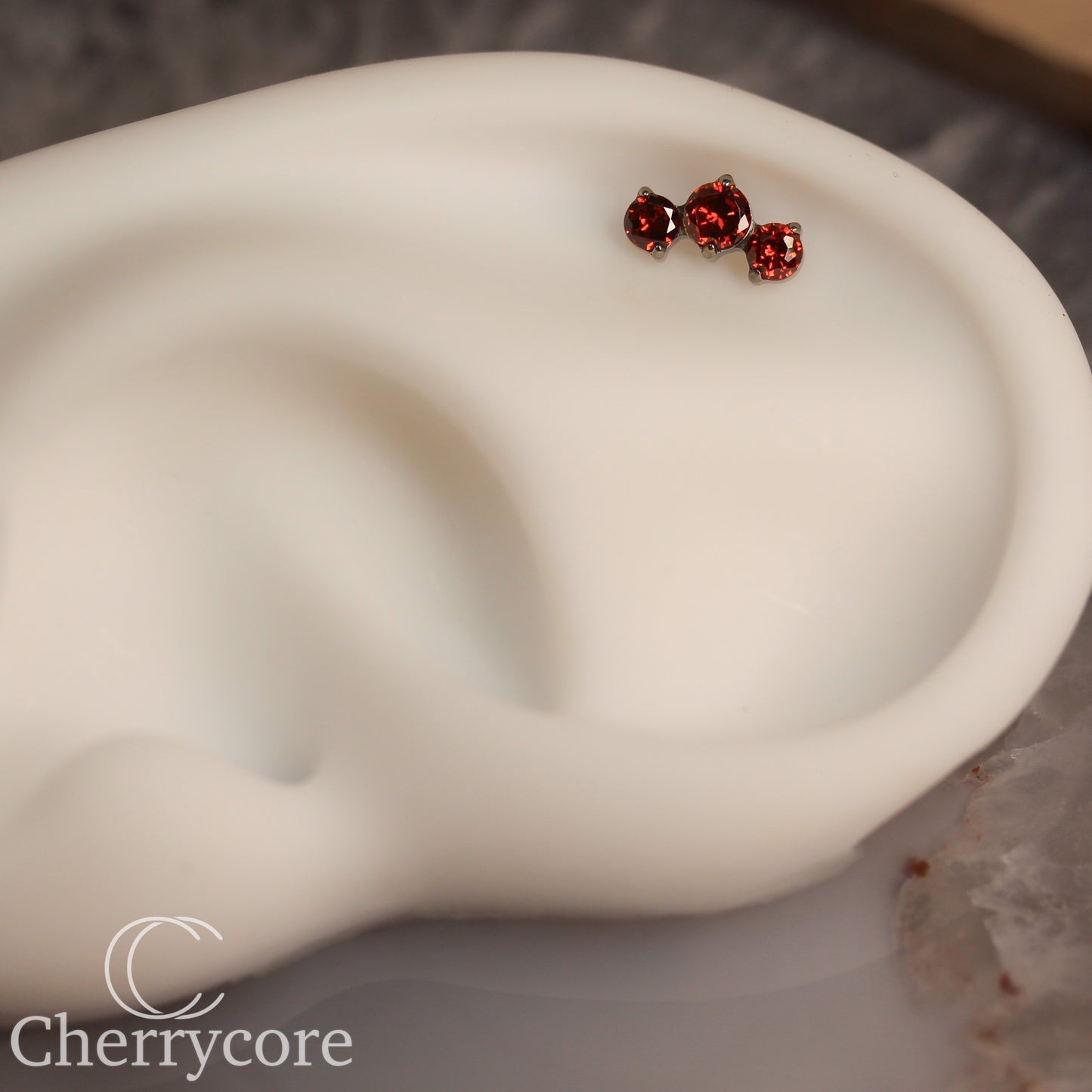 Prong Set Garnet Cz Mini Arc -  Titanium Threaded attachment