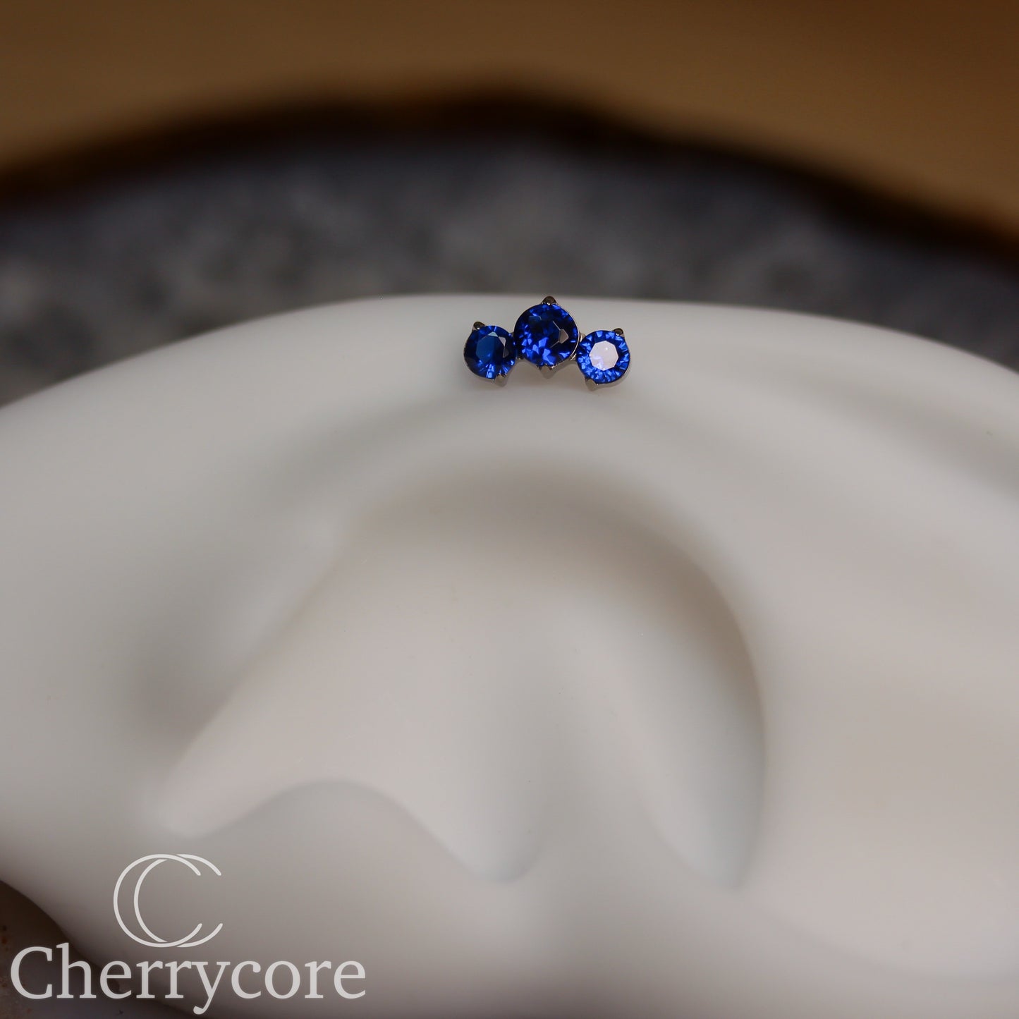 Prong Set Sapphire Cz Mini Arc -  Titanium Threaded attachment