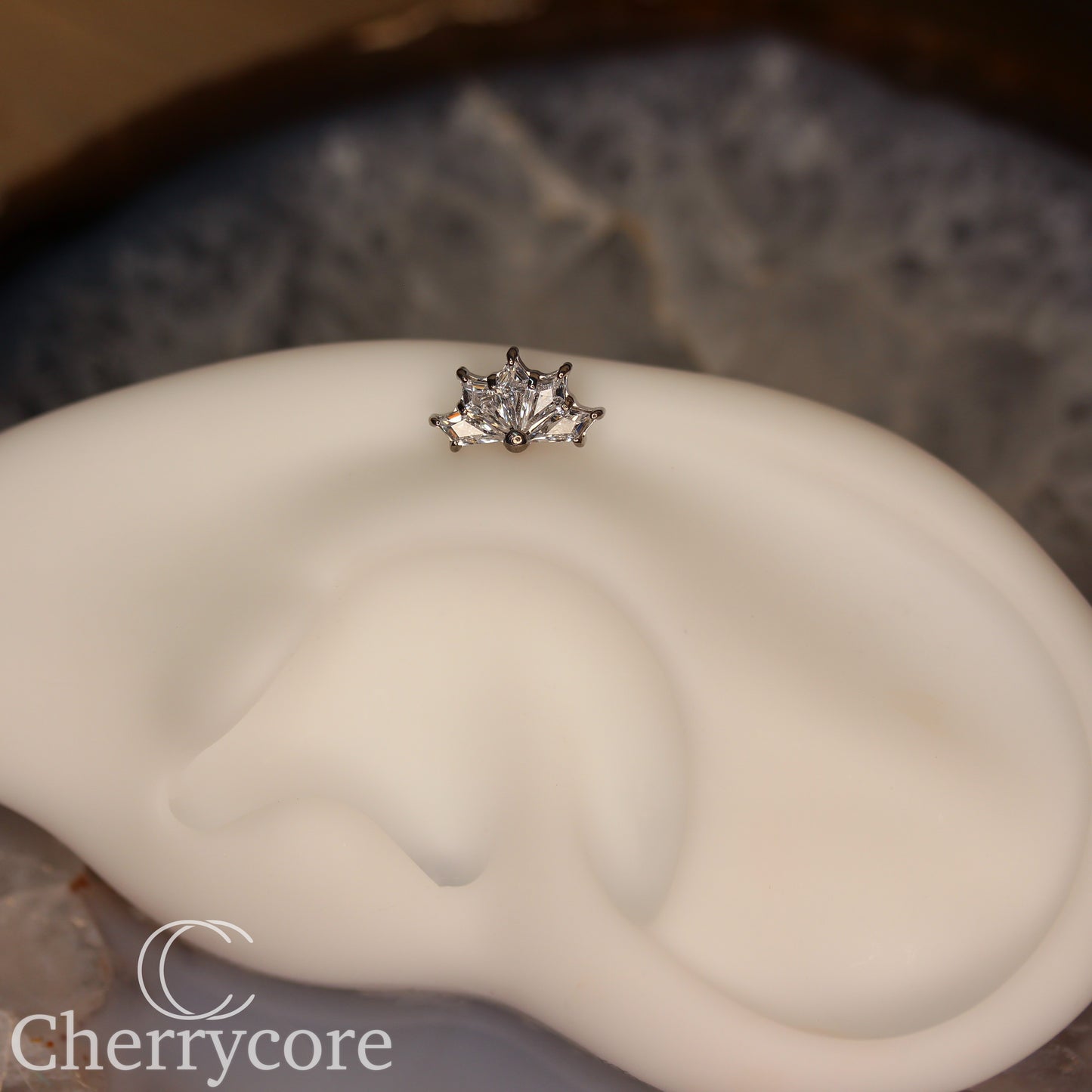 Kite Fan-Titanium-CZ- Threaded attachment