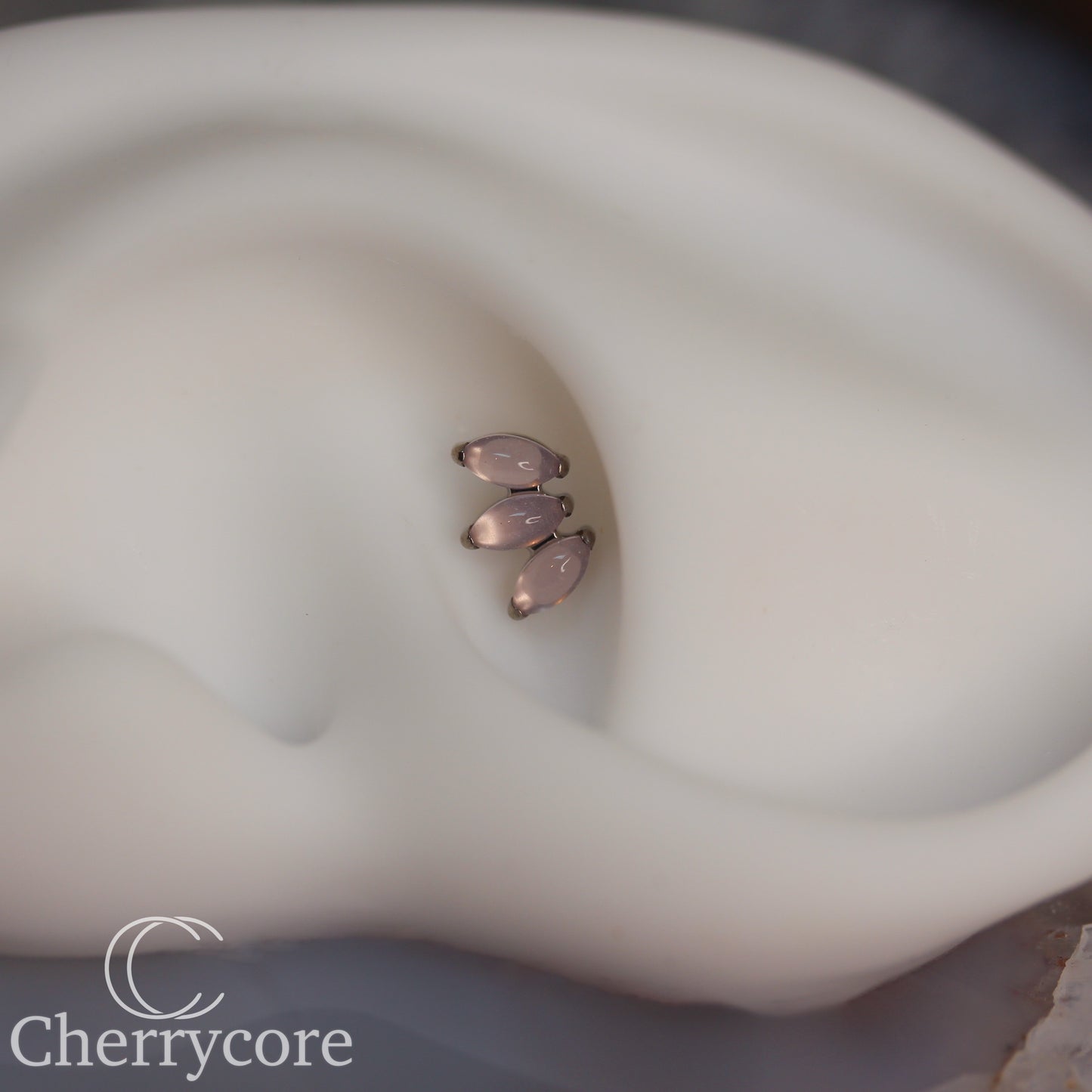 Mini Marquise Fan -Rose Quartz - Titanium Threaded Attachment