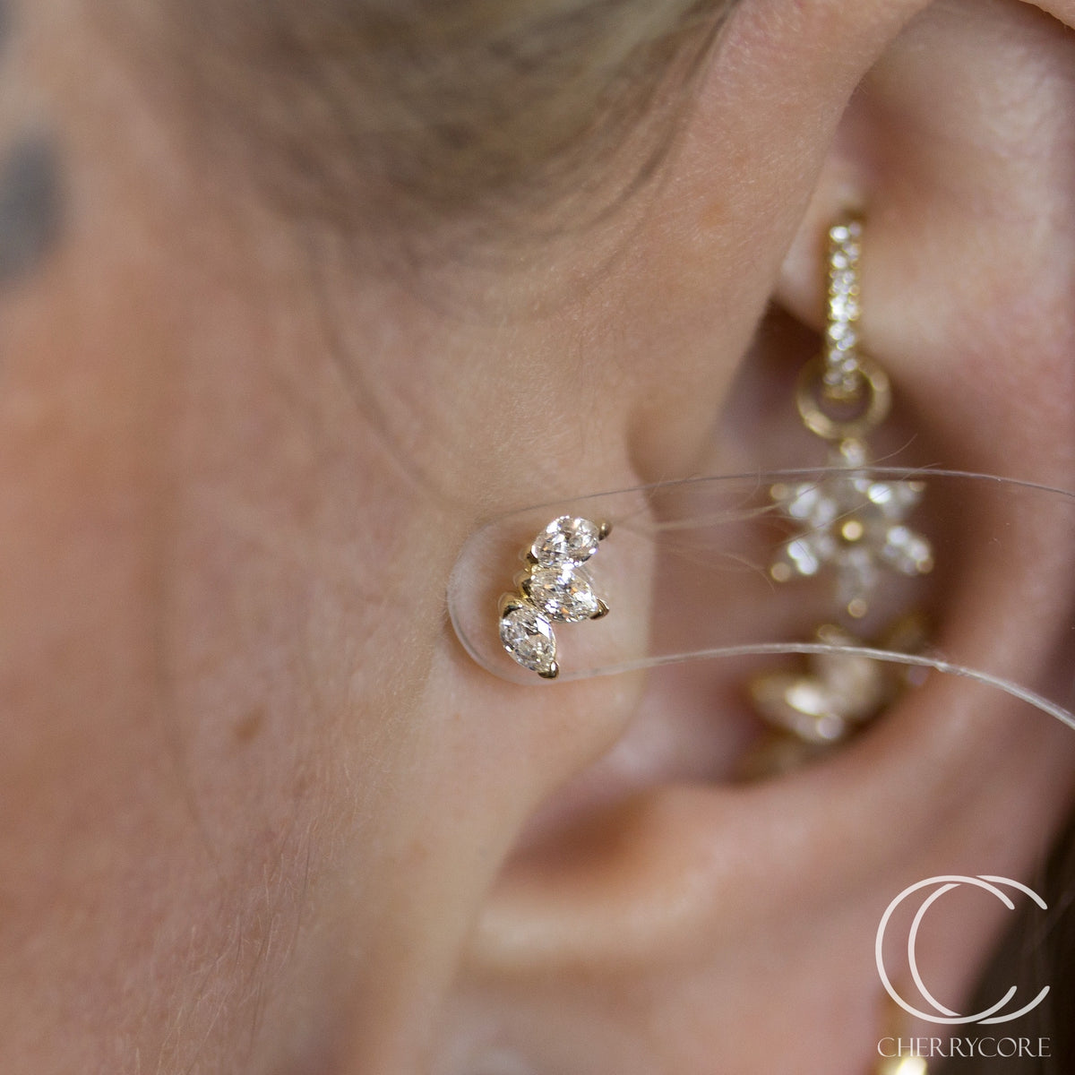 14k Moval Fan - Yellow Gold -Threadless attachment
