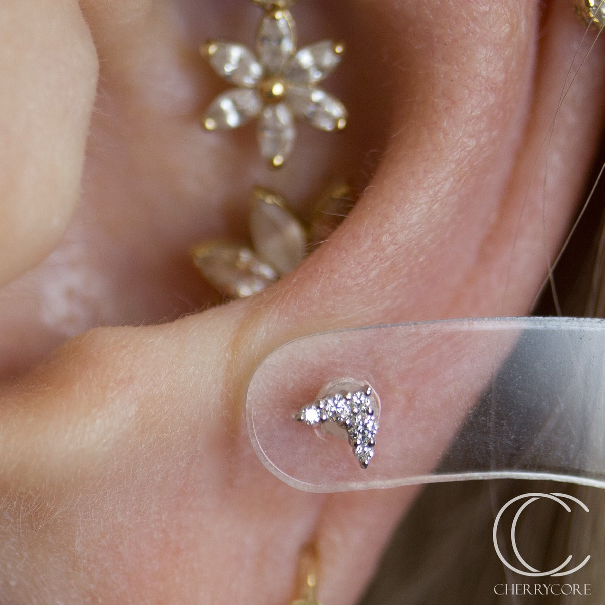 Cupid - 14k White Gold- Threadless attachment