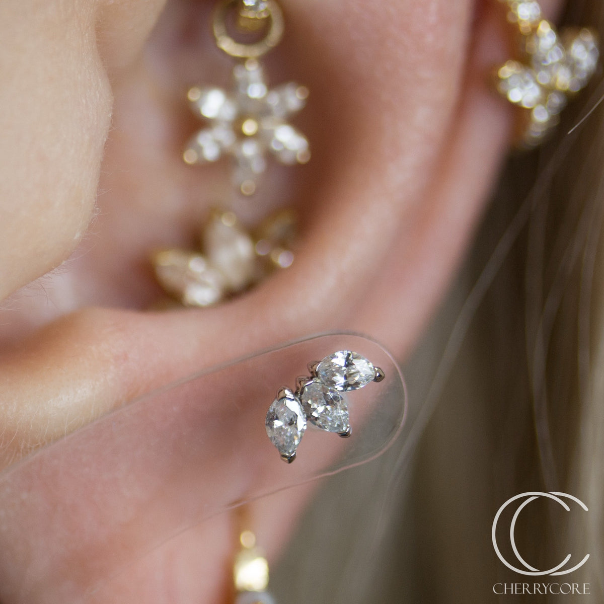 14k Moval Fan - White Gold -Threadless attachment