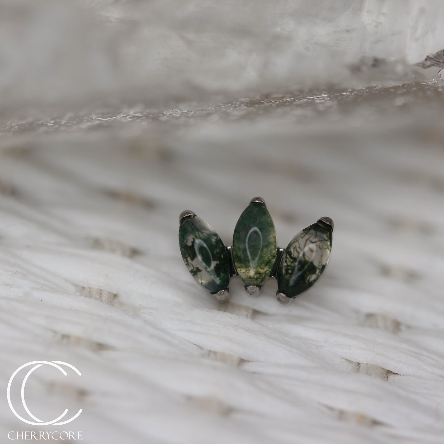 Mini Marquise Fan -Moss Agate - Titanium Threaded Attachment