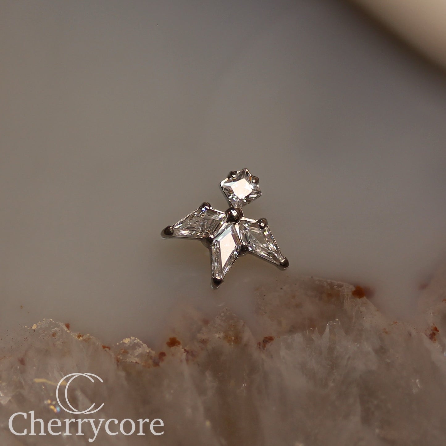 Lyra - CZ- Titanium Threaded attachment