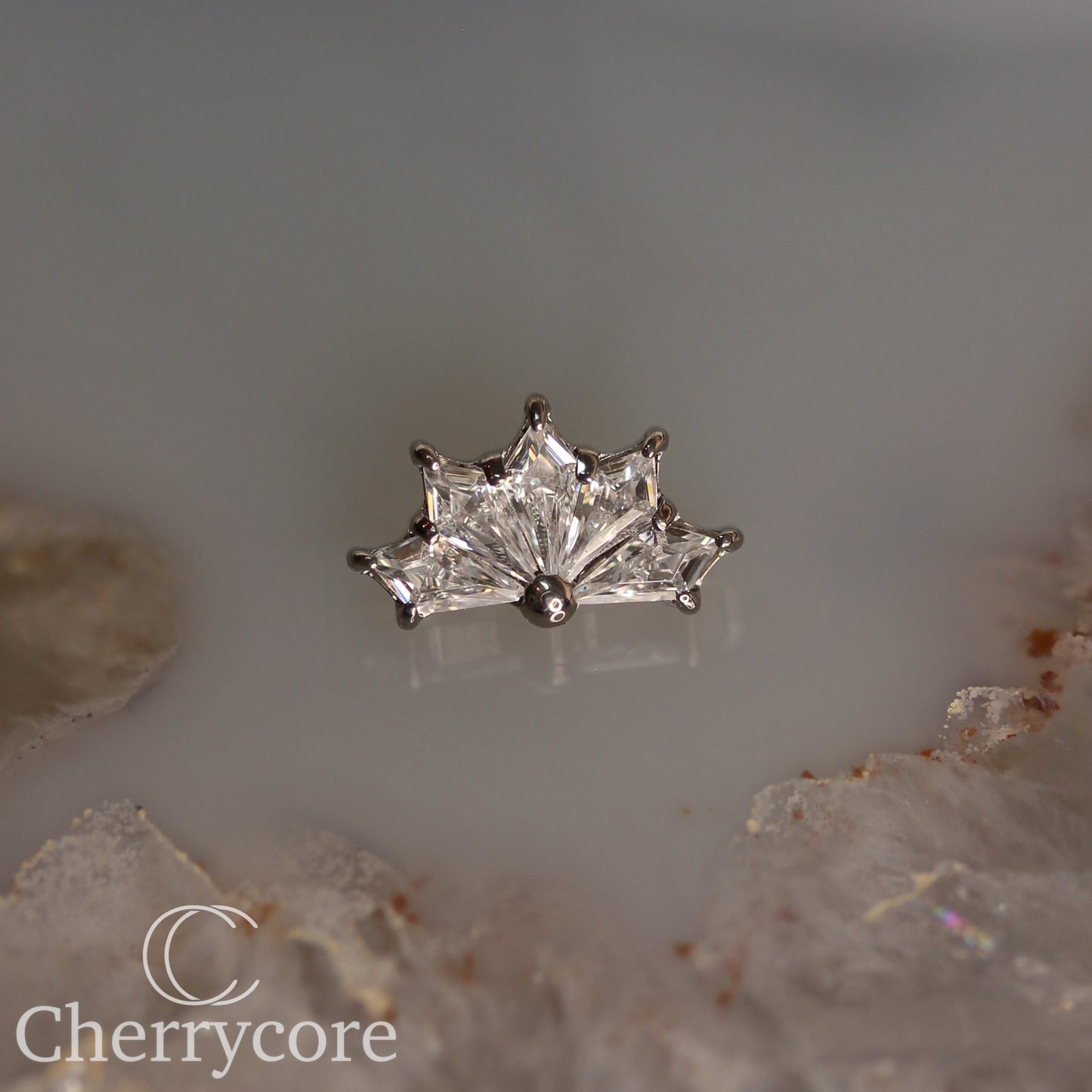 Kite Fan-Titanium-CZ- Threaded attachment