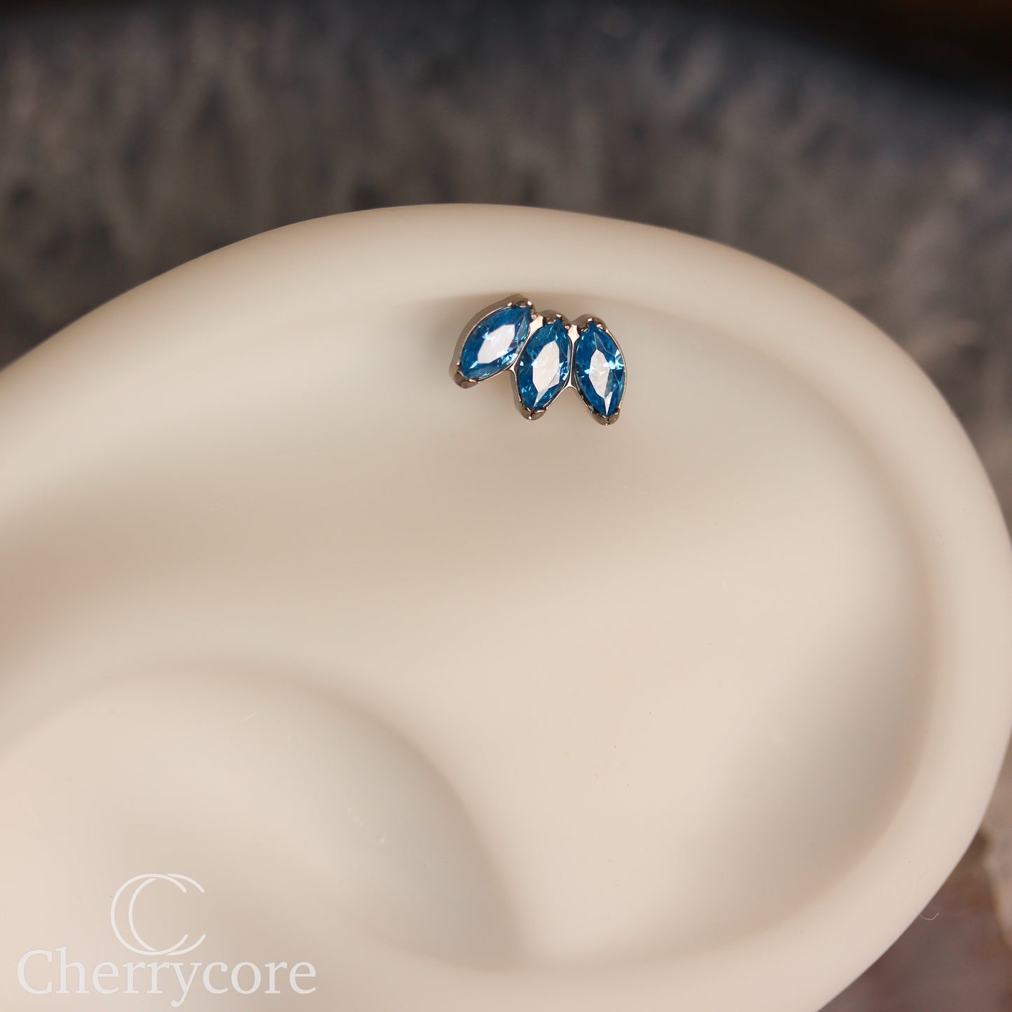 Mini Marquise Fan -Aqua CZ - Titanium Threaded Attachment