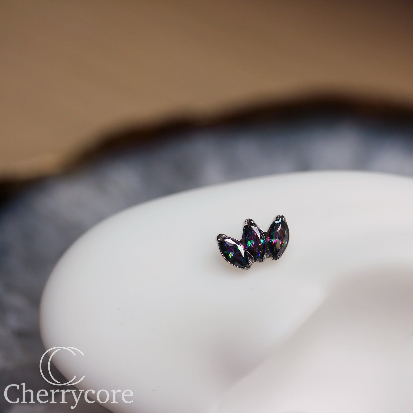 Mini Marquise Fan Paradise Shine CZ - Titanium Threaded Attachment