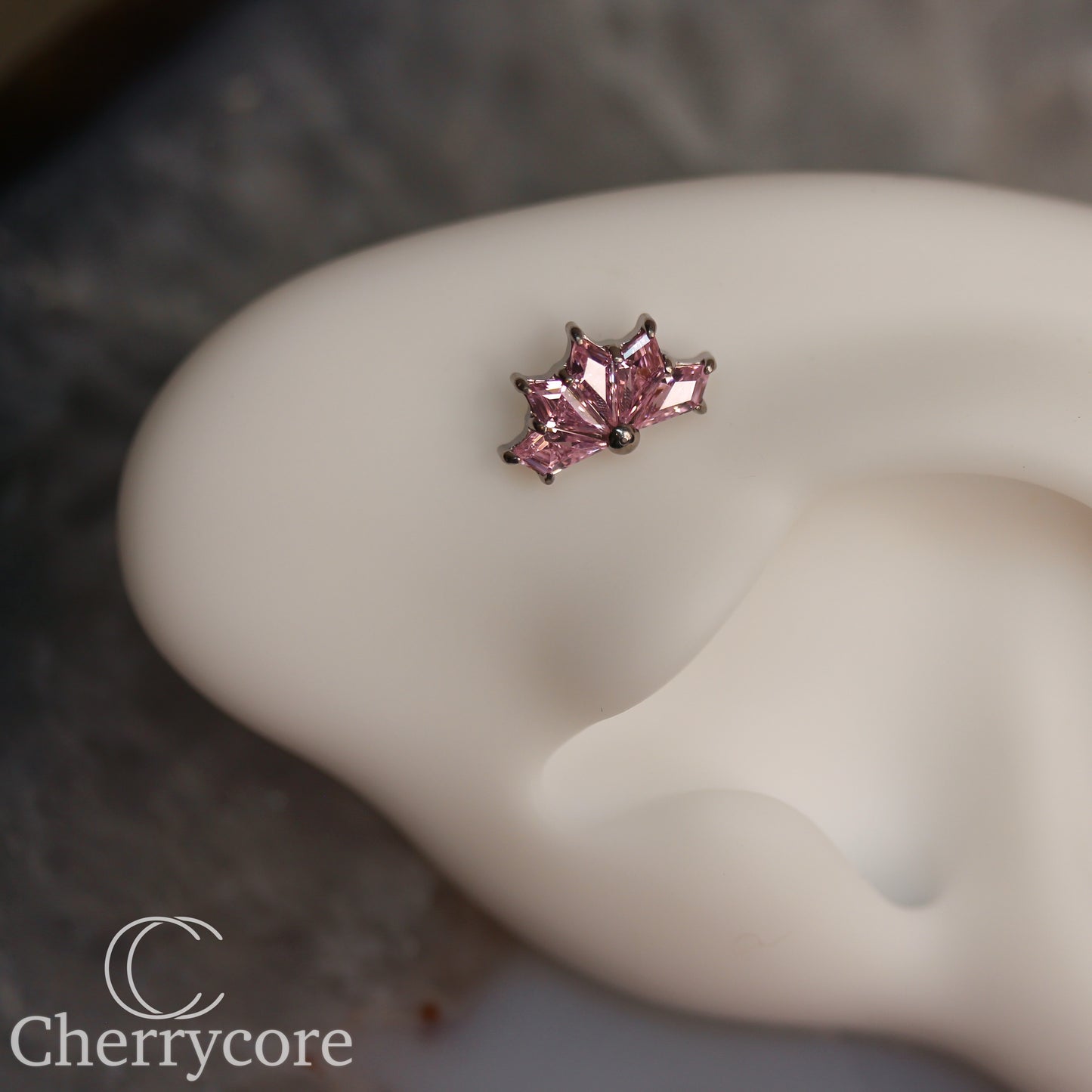 Kite Fan-Titanium-Pink CZ- Threaded attachment