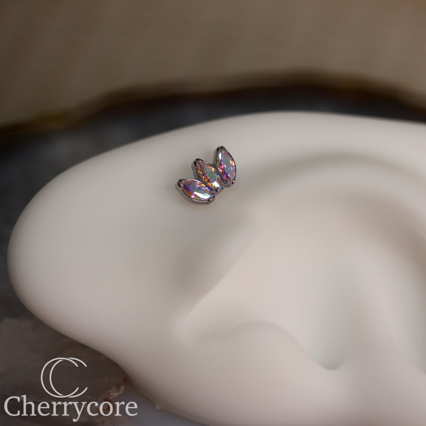 Mini Marquise Fan -Aurora Borealis CZ - Titanium Threaded Attachment