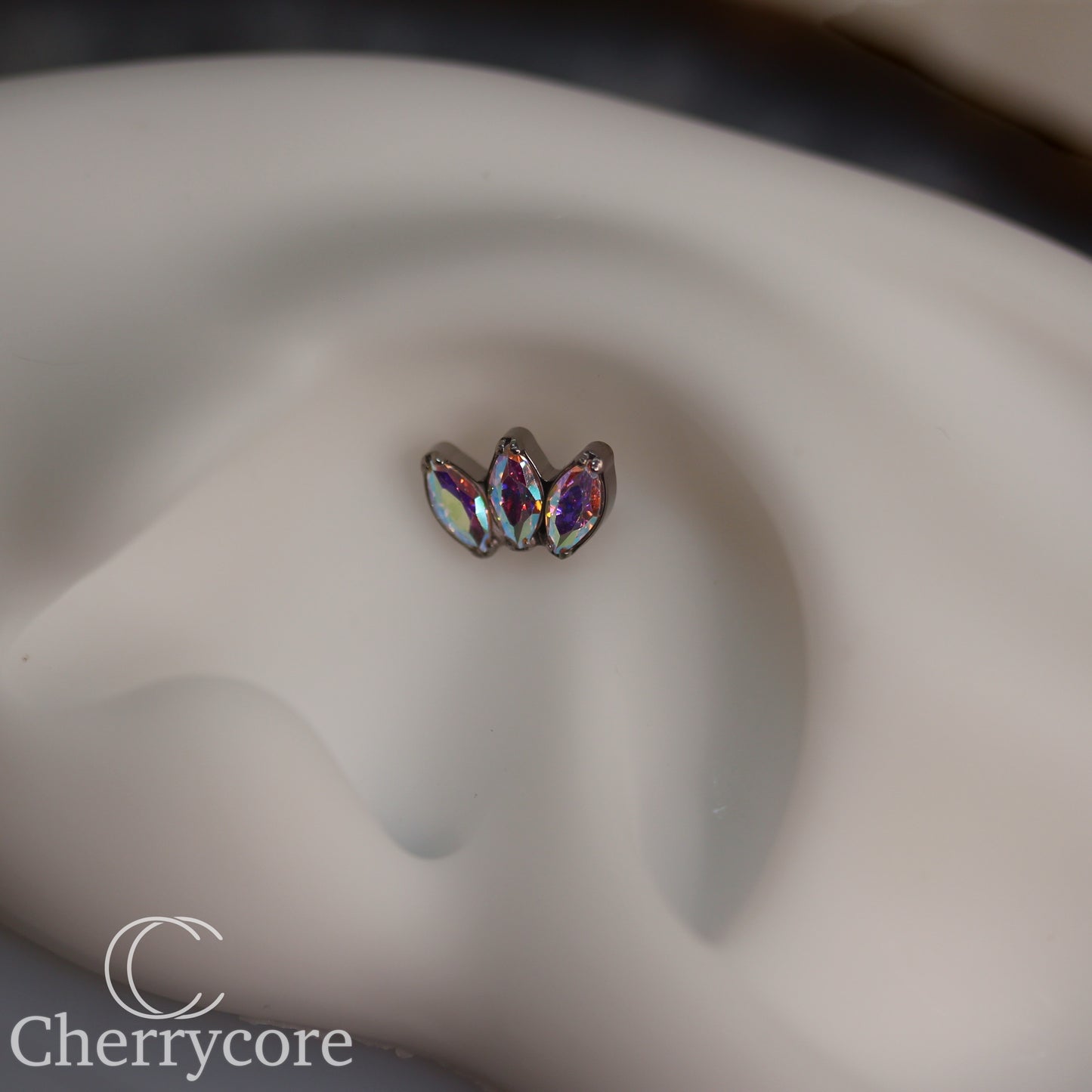 Mini Marquise Fan -Aurora Borealis CZ - Titanium Threaded Attachment