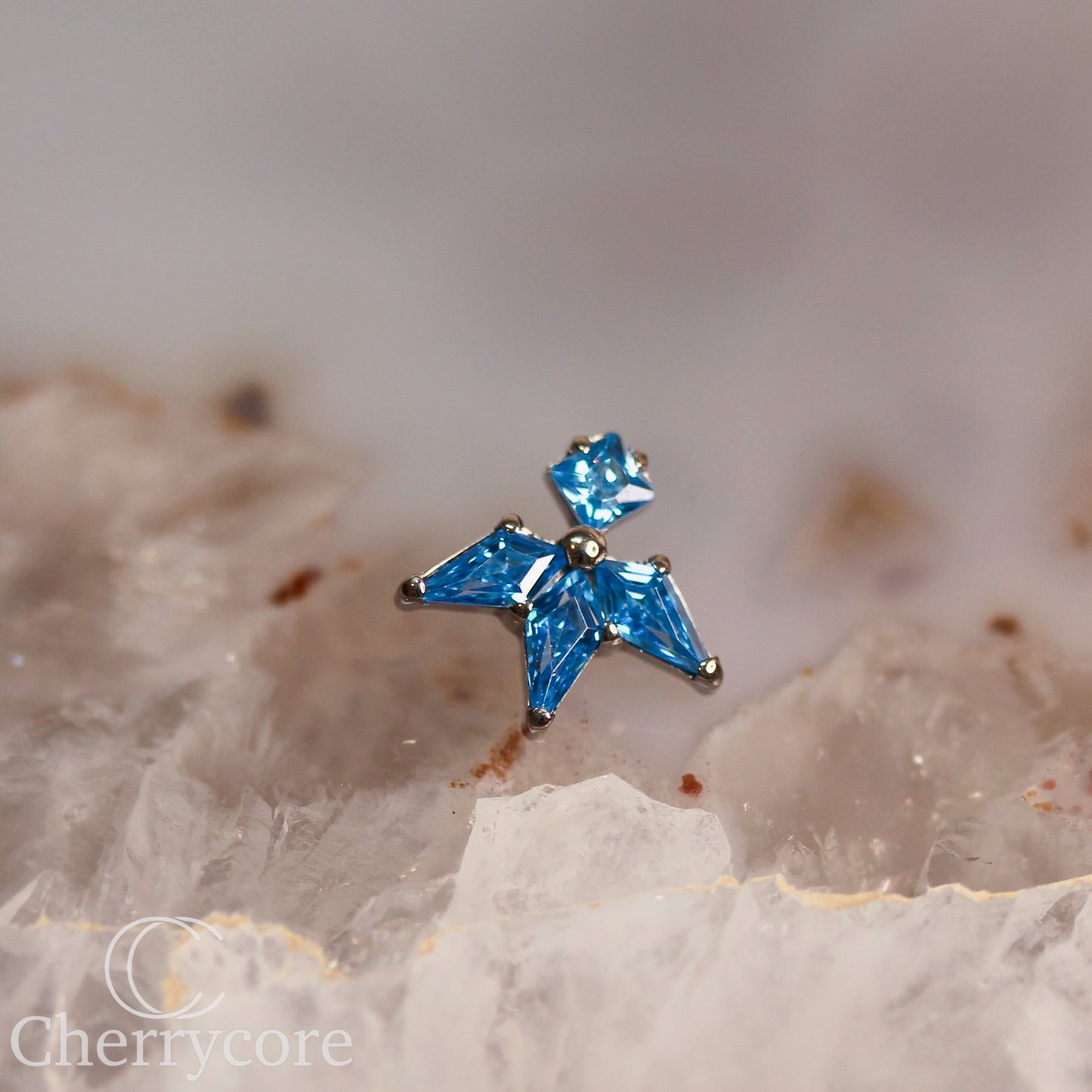 Lyra - Aqua CZ- Titanium Threaded attachment