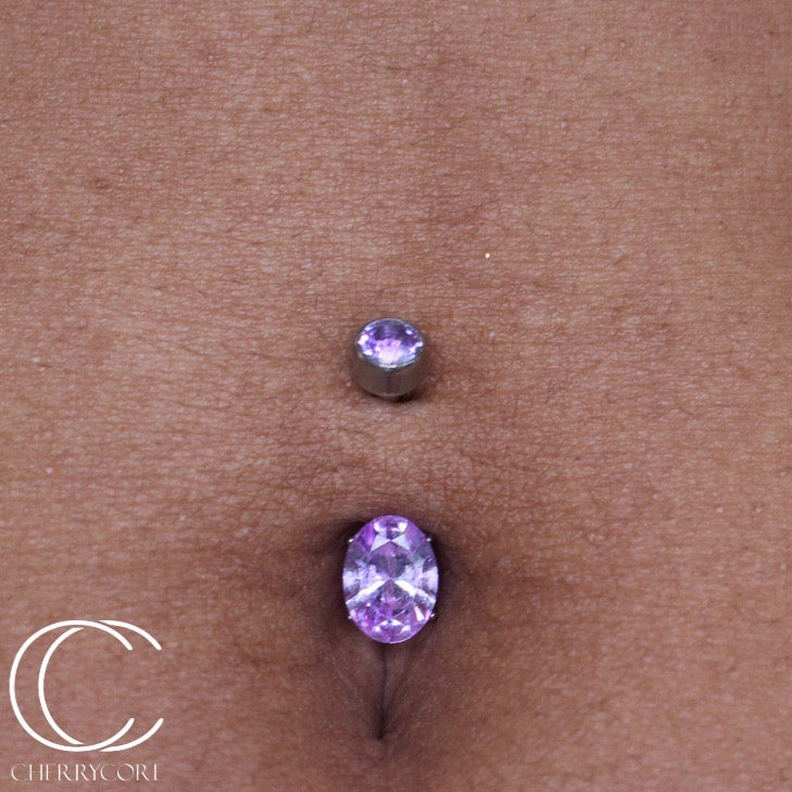 Titanium Oval Cut Navel Curve
