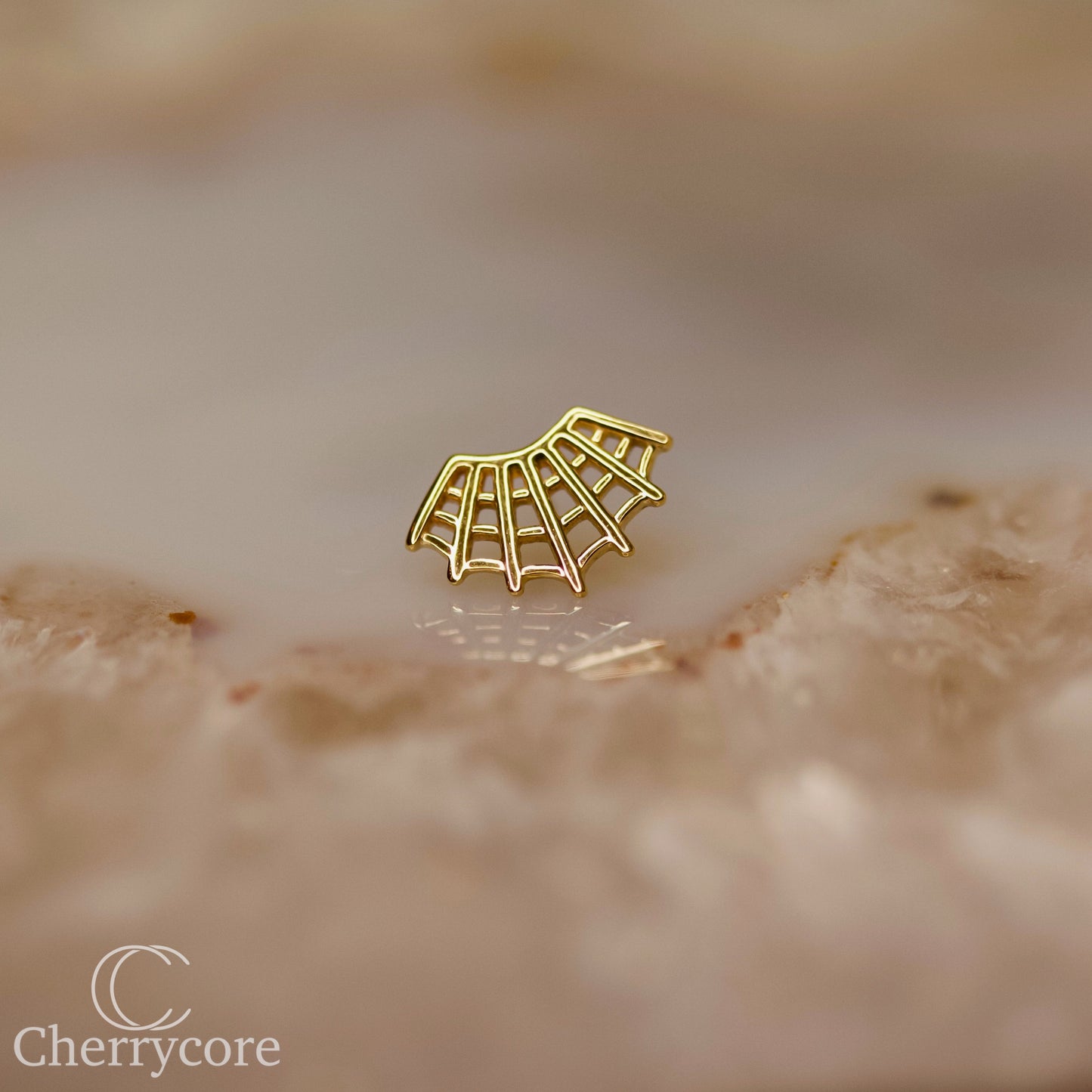 14kt Curved Spider Web Threadless Attachment