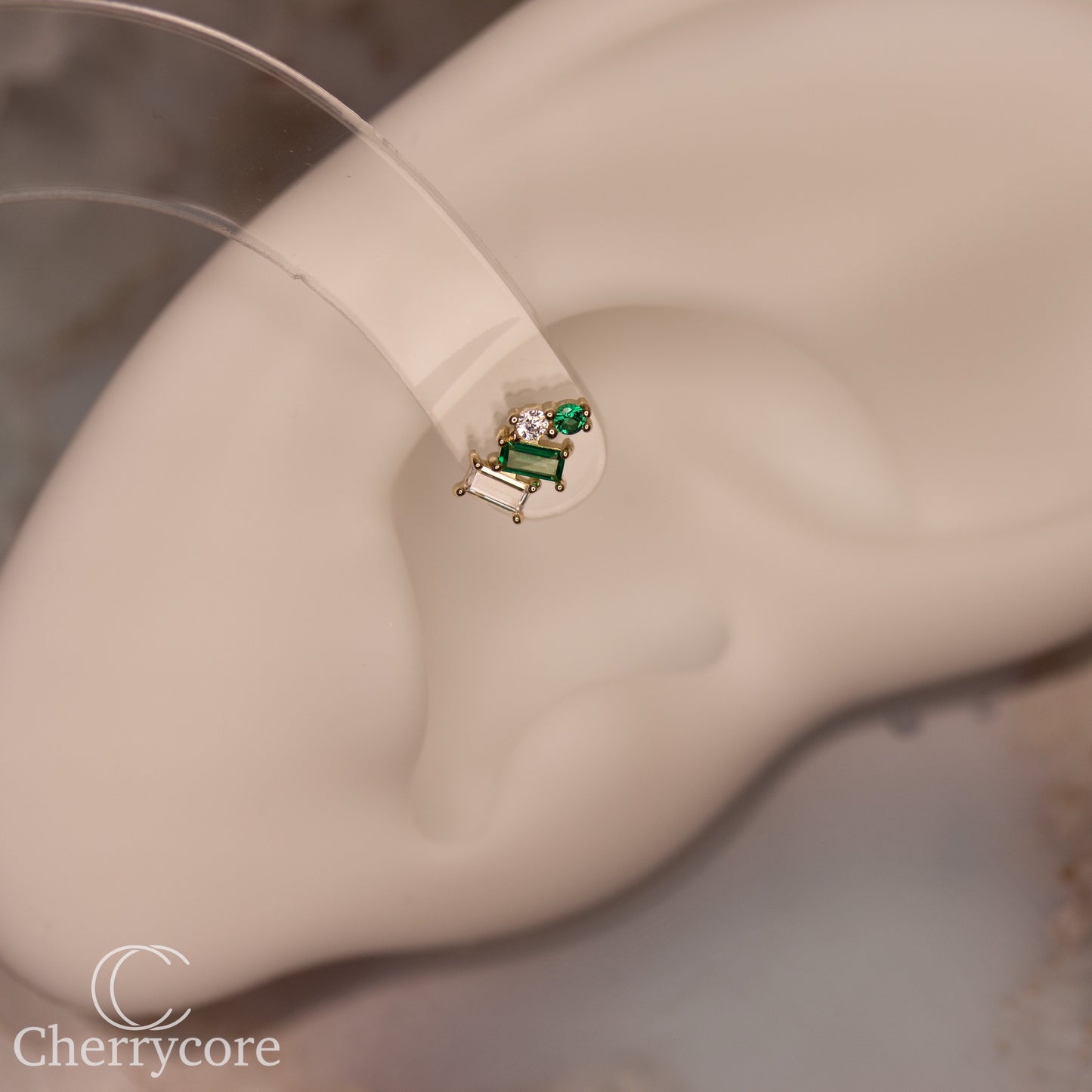 14k- Isaria - Emerald CZ -Threadless attachment