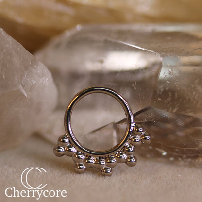 Sabrina Seam Ring