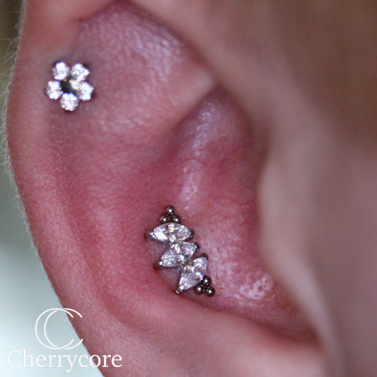 Titanium Marquise Fan w/ Tri Bead Accent Threaded Attachment