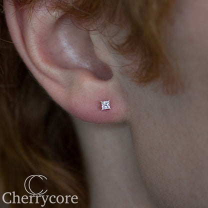 14k Princess Cut Threadless Attachment