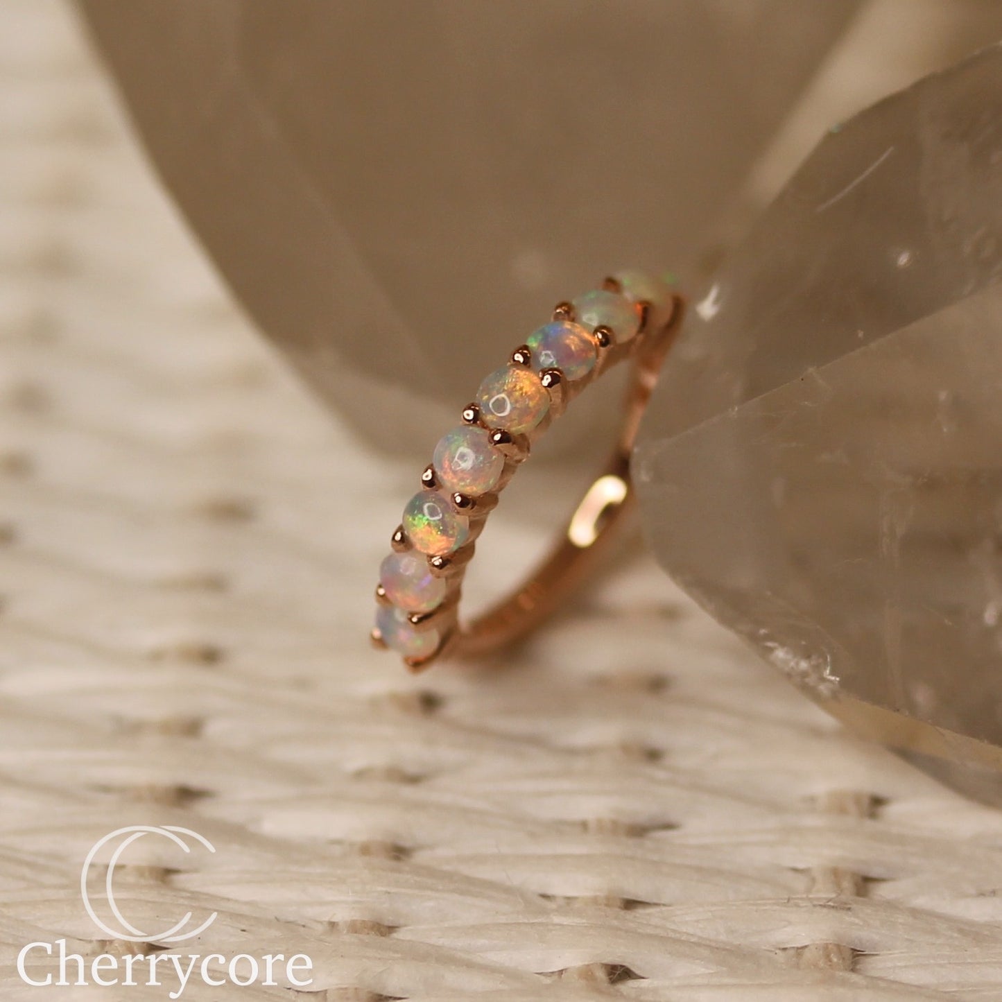 Lillia - Genuine Opal - Clicker