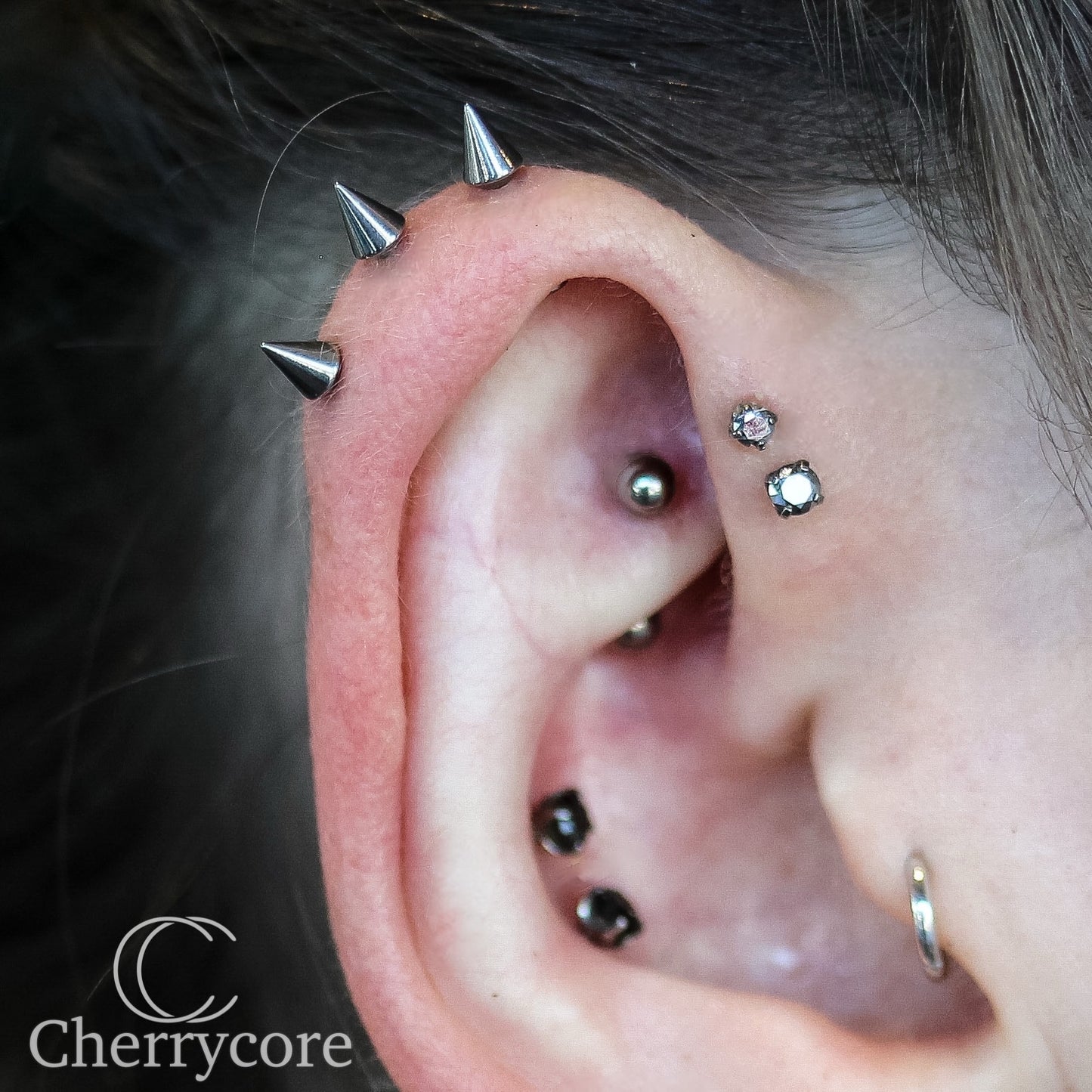 Titanium Spike Threadless Attachment