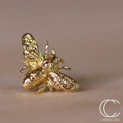 Bee Threadless End