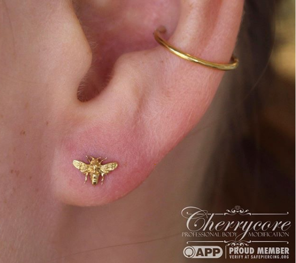 Bee Threadless End